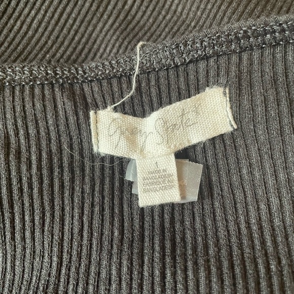 Grey State Giselle top in deep black - Picture 6 of 8